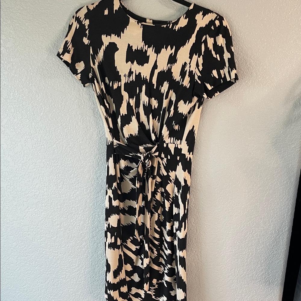 Diane Von Furstenberg Black and Cream Midi Dress